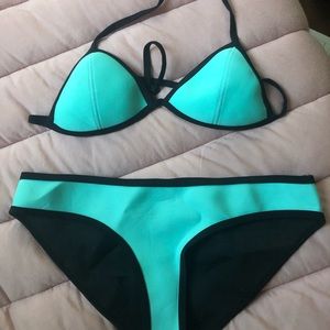 TRIANGL 2-Piece set S top and M bottoms negotiable